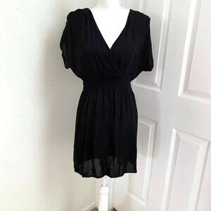 The Arte By Zenana Black Gauzy V-Neck Dress Coverup Smocked Waist Size Medium